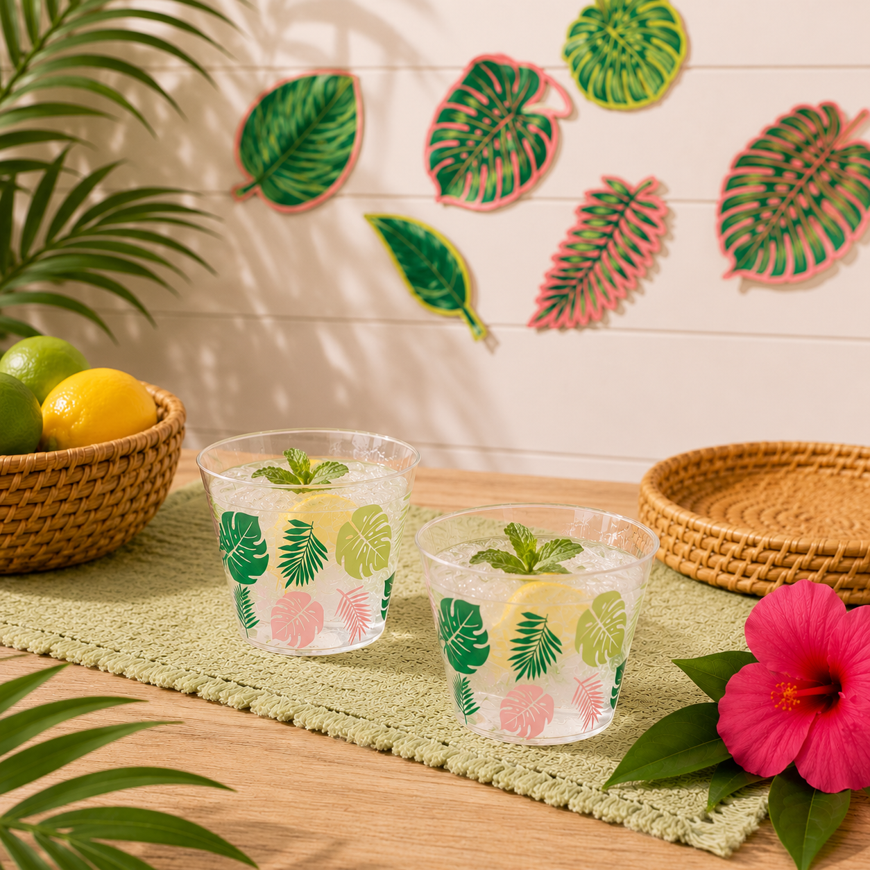 Royal Palm Plastic Cups, 9oz, 10ct